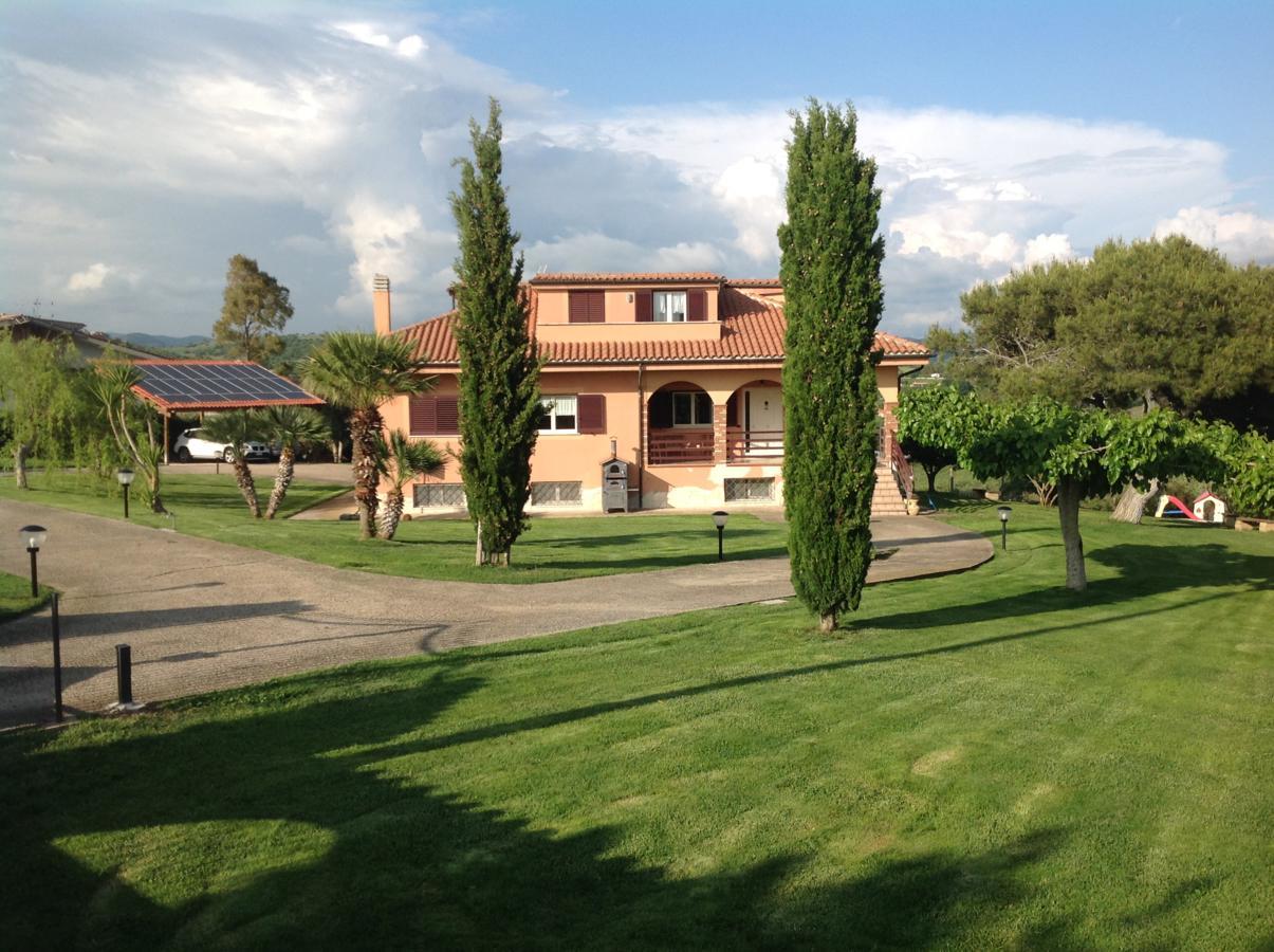 Bed & Breakfast La Volpe E L'Uva Santa Marinella Dış mekan fotoğraf